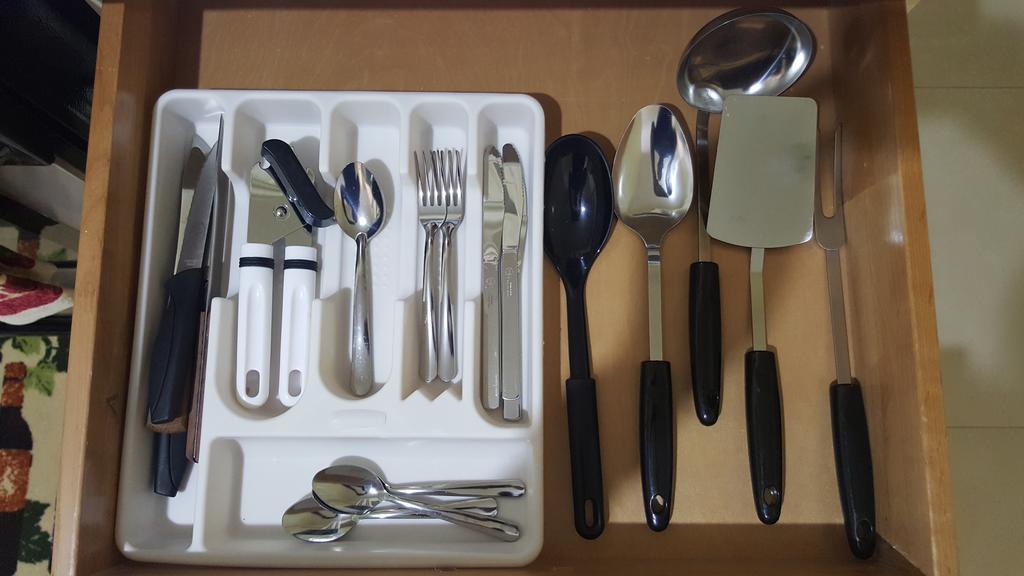 Apt 12, Executive Suites Ja - Palms Enfield エクステリア 写真