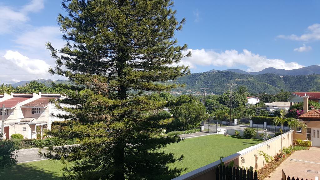 Apt 12, Executive Suites Ja - Palms Enfield エクステリア 写真